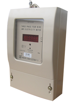 Three-phase four-wire smart meter